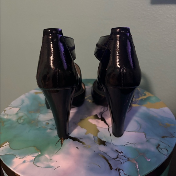 Michael Kors, Black patent leather, size 9 1/2 - Picture 7 of 13